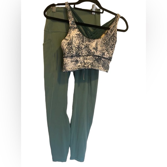 Lululemon Set Size 4 - Picture 1 of 7